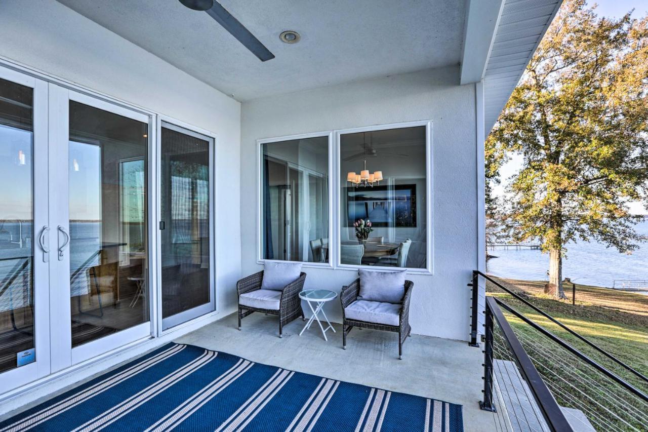 فيلا Beautiful Waterfront Getaway With Dock! Abbeville المظهر الخارجي الصورة