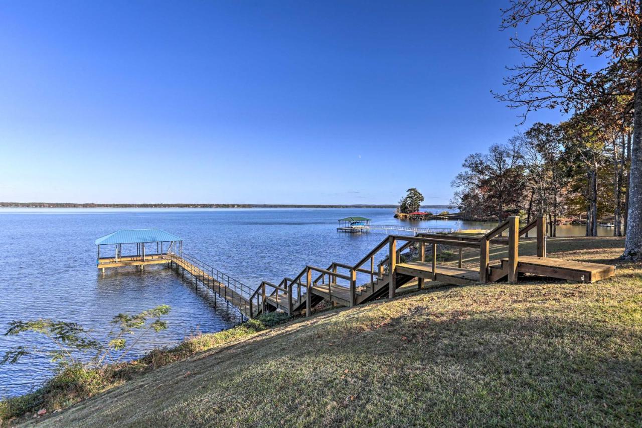 فيلا Beautiful Waterfront Getaway With Dock! Abbeville المظهر الخارجي الصورة